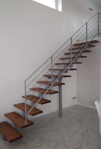 ограждение лестницы из металла